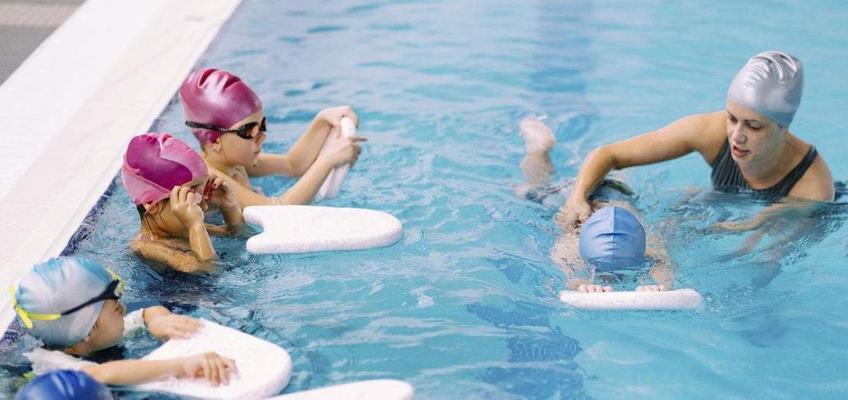 40秒游泳训练方法与技巧（提升游泳速度，享受高效训练）