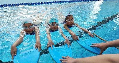 游泳呼吸技巧（从初学者到专业者，掌握游泳呼吸技巧的秘诀！）