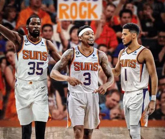 NBA历史最强三人组排行榜（挑战史上最伟大的篮球三人组，谁能夺得桂冠？）