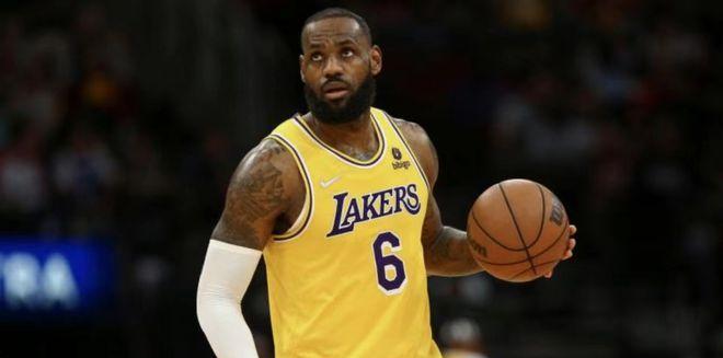 NBA历史总得分排行榜上的以勒布朗（探索以勒布朗在NBA历史总得分榜上的地位和影响力）