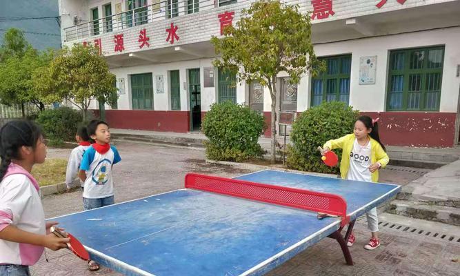 小学生学习乒乓球的益处（培养孩子健康身心的全面发展）