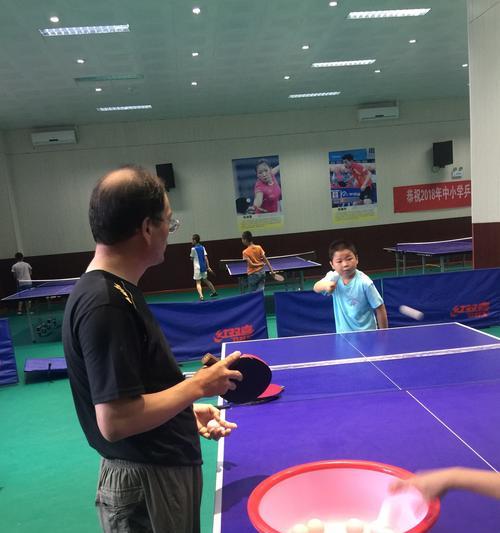 乒乓球技巧大揭秘！（掌握这些技巧，让你成为乒乓球高手）