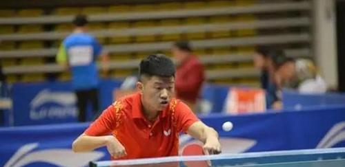揭秘乒乓球技巧大赛冠军的独门秘籍（一位乒乓球高手的成功之路）