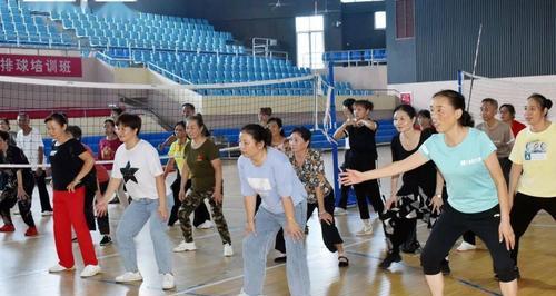 气排球个人抛球动作要领（技巧与练习方法，掌握关键要点）