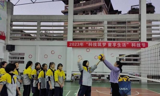排球单步起跳动作要领——突破自我，挑战极限（以精准腿部力量为基石，打造无可挑剔的起跳动作）