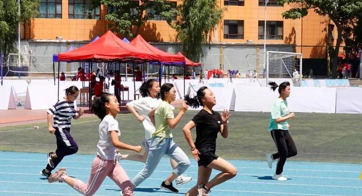 中考排球击球动作要领（掌握击球技巧，提升中考表现）