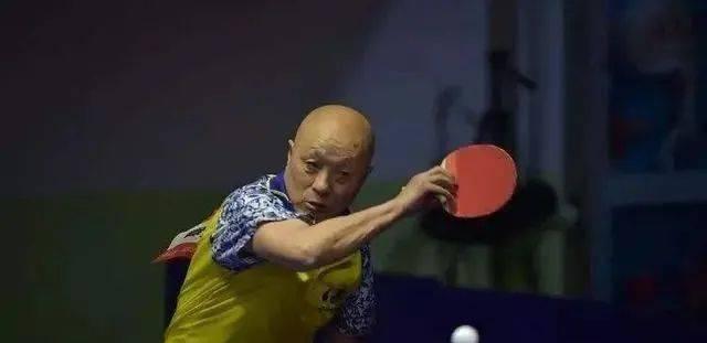 乒乓球羽毛球碰撞技巧（提高比赛技巧的关键要素和实践技巧）