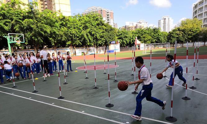 提升篮球防守能力的原地一对一训练方法
