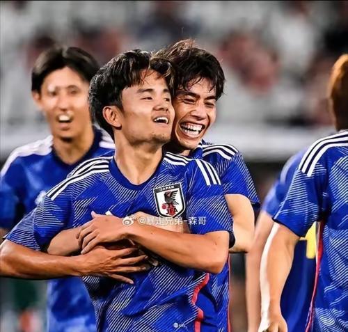 揭秘日本世界杯十佳进球球员的绝技之路（探索日本球员在世界杯赛场上的精彩表现与技巧）