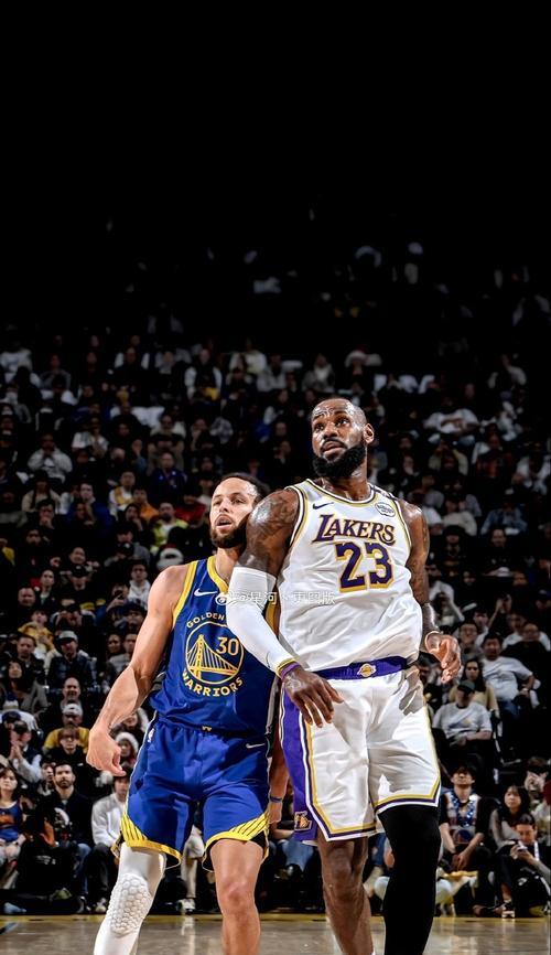 NBA篮球谁最厉害？探索排行榜之谜（揭秘NBA历史上最顶尖球员，）