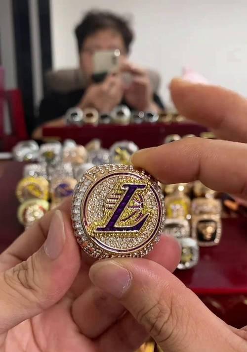 2017NBA总冠军戒指排行榜（记录历史时刻的珍贵符号，探寻王者的荣耀）