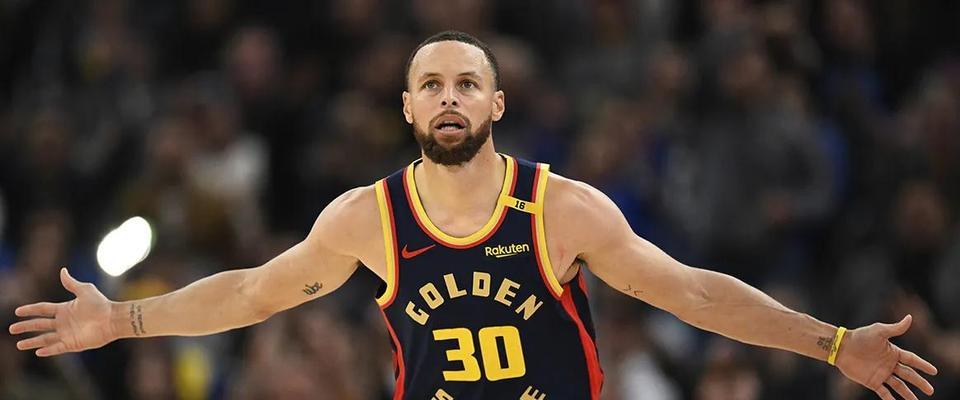 NBA现役盖帽排行榜（探索NBA历史上盖帽王的传奇故事及现役球员的出色表现）