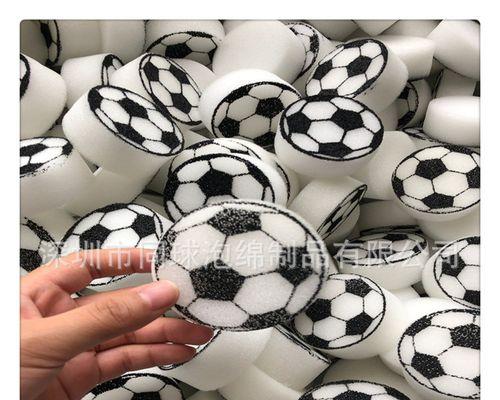 掌握足球足球过滤技巧的秘诀(如何用足球过滤技巧提高比赛表现)