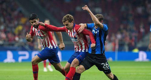 足球颈部停球技巧（掌握颈部停球技巧，成为球场上的技术高手）