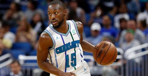 NBA现役年轻控卫排行榜揭秘（新一代掌控比赛节奏的控卫崛起）